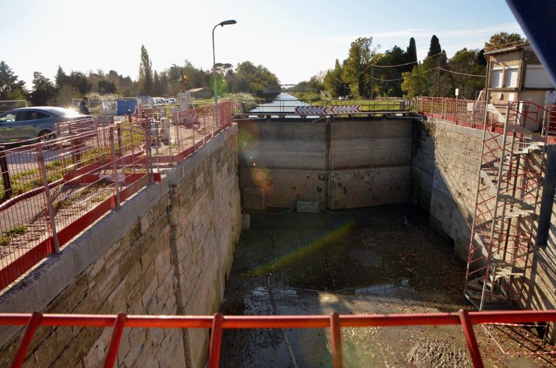 L'écluse de Nourriguier est actuellement en travaux. Sa réouverture est prévue avant l'été 2022. (Photo : S.Ma/Objectif Gard)