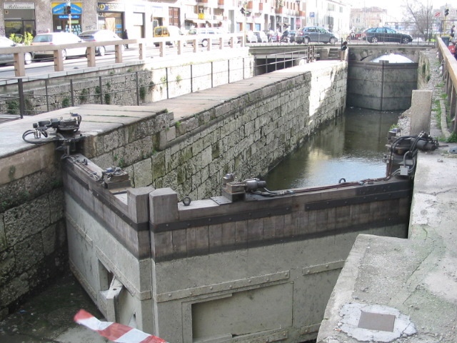 Milan - Ecluse réhabilitée sur le Naviglio Pavese (Photo D. Billaut)