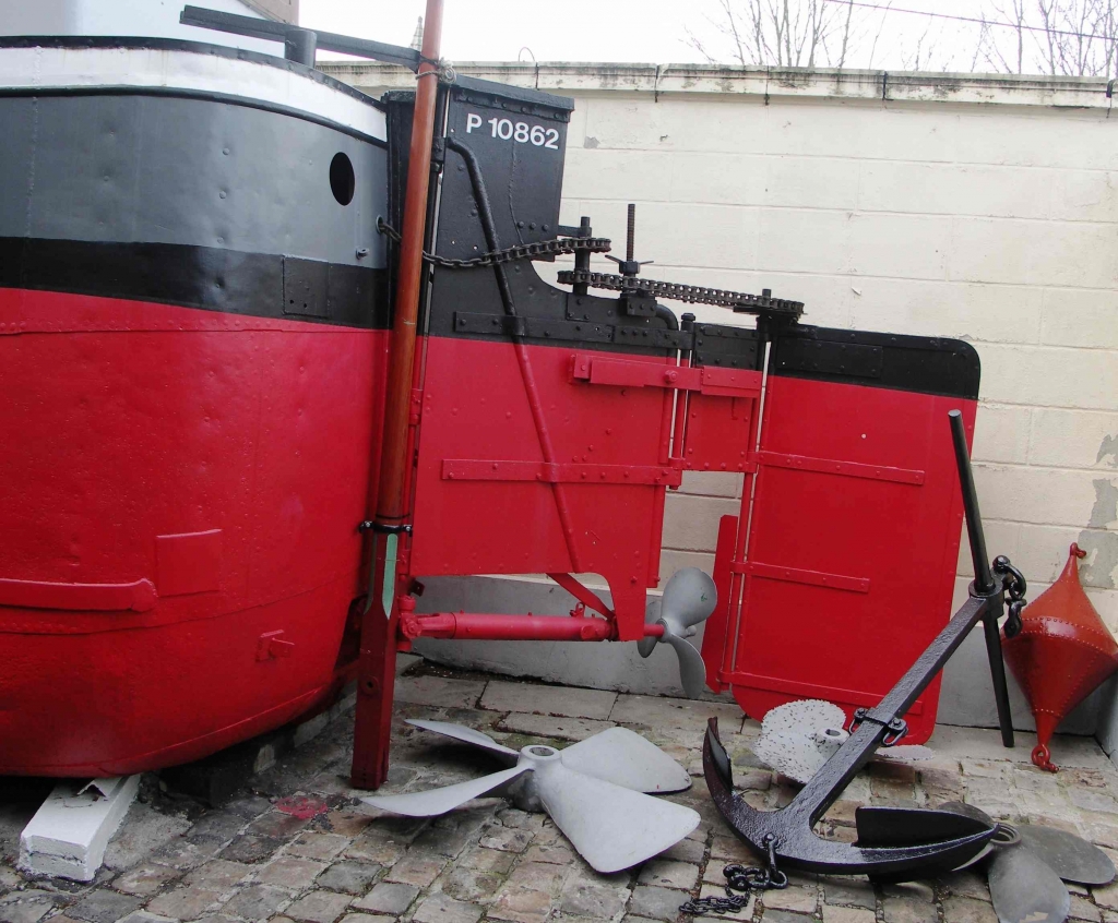 Musée de Conflans - moto-godille d'un berrichon (Photo musée de Conflans)