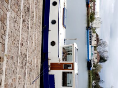 A VENDRE PIPER 49 M DUTCH STYLE BARGE 14.99 X 4.20 M